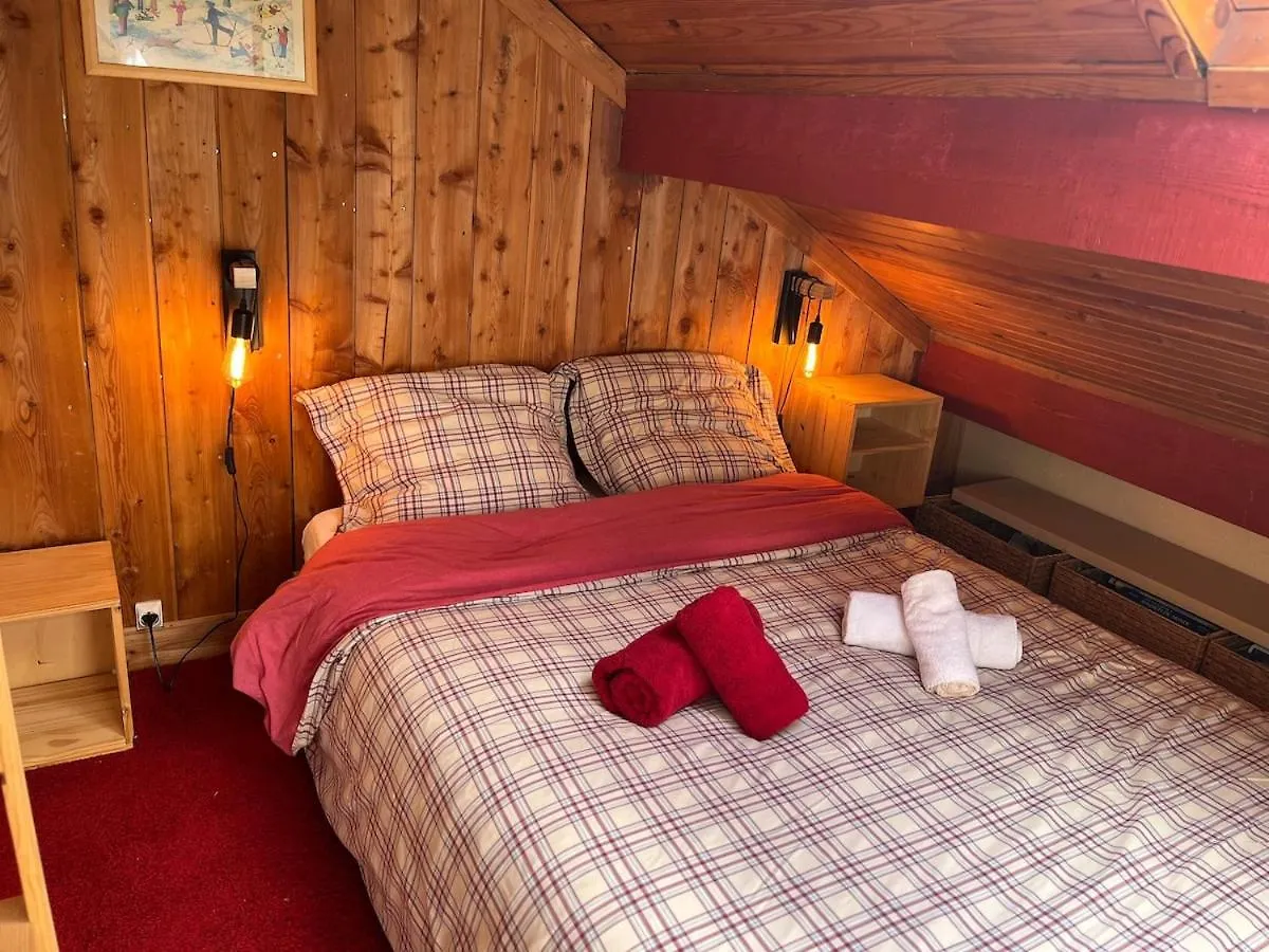 אקס-לה-טרמה Chalet Spa Bath Fireplace Ski-In Out 0*,  צרפת